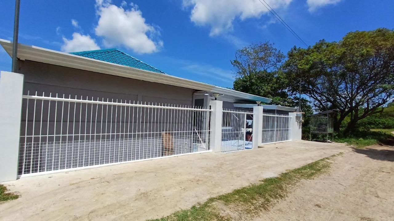 Jens Samal Vacation Rental - Centrally Located - Fully Furnished 2Br Wifi Babak 外观 照片